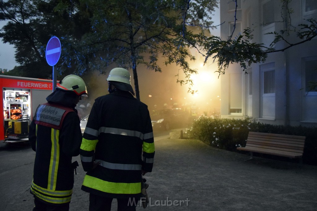 Feuer 2 Y Kellerbrand Koeln Ostheim Ruppinerstr P045.JPG - Miklos Laubert